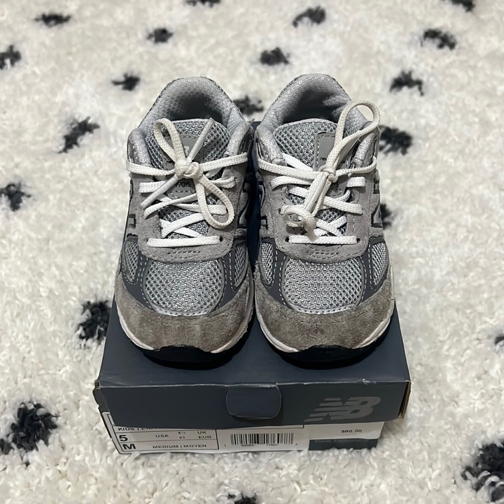 New balance 990v3